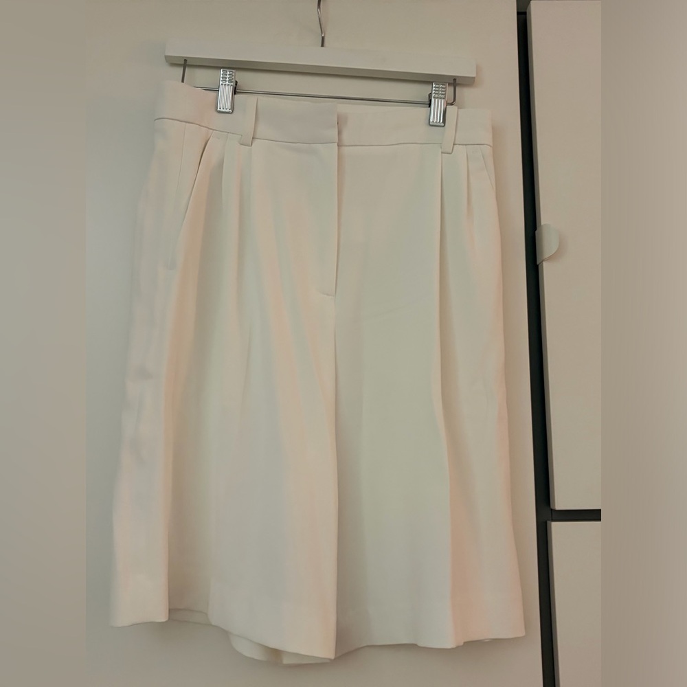 H&M Women's Cream Wide-Leg Midi Shorts
